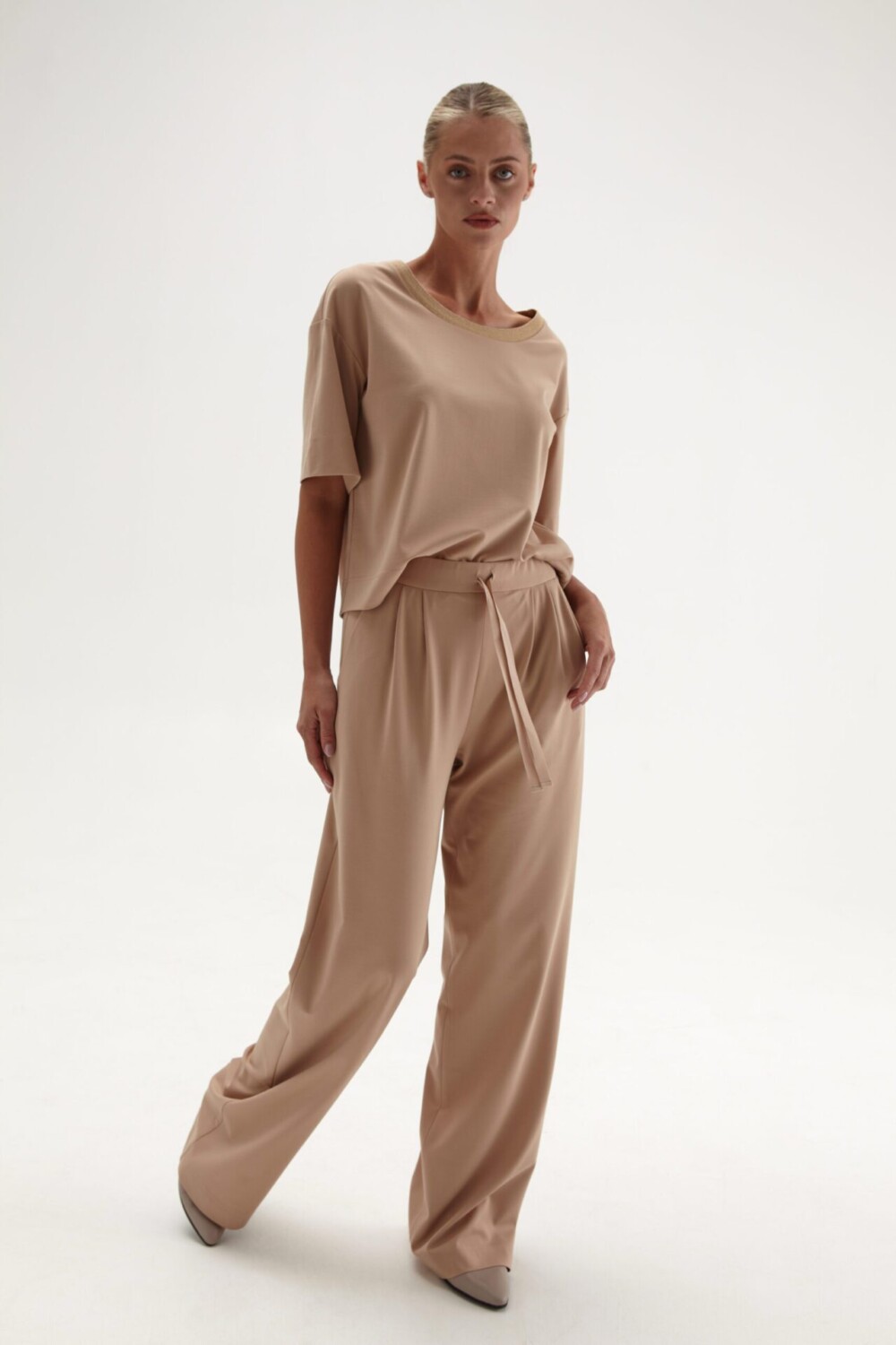 Kelnės su raišteliais Cort – Beige