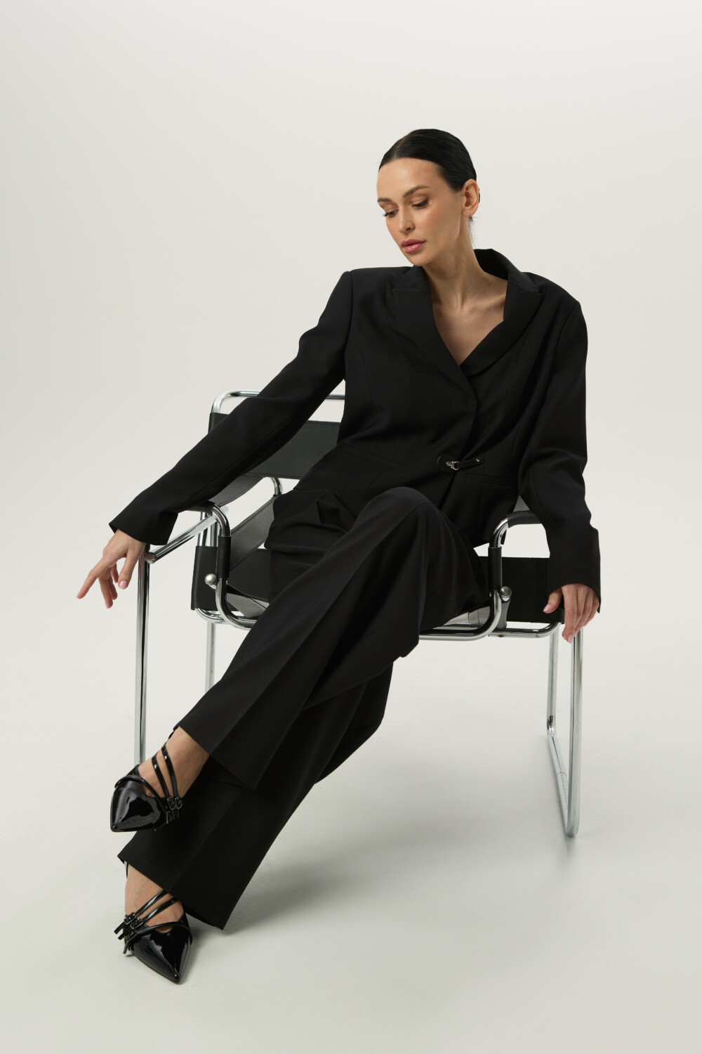 Juodas kostiumas - Notte