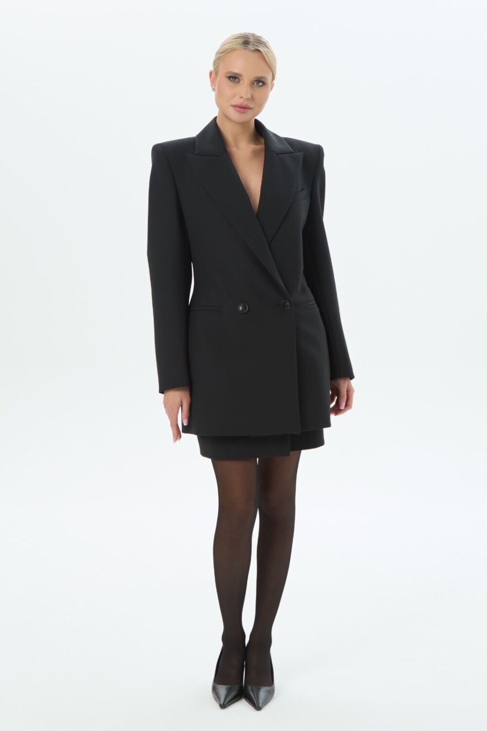 Juodas klasikinis įliemenuotas švarkas - Marcella